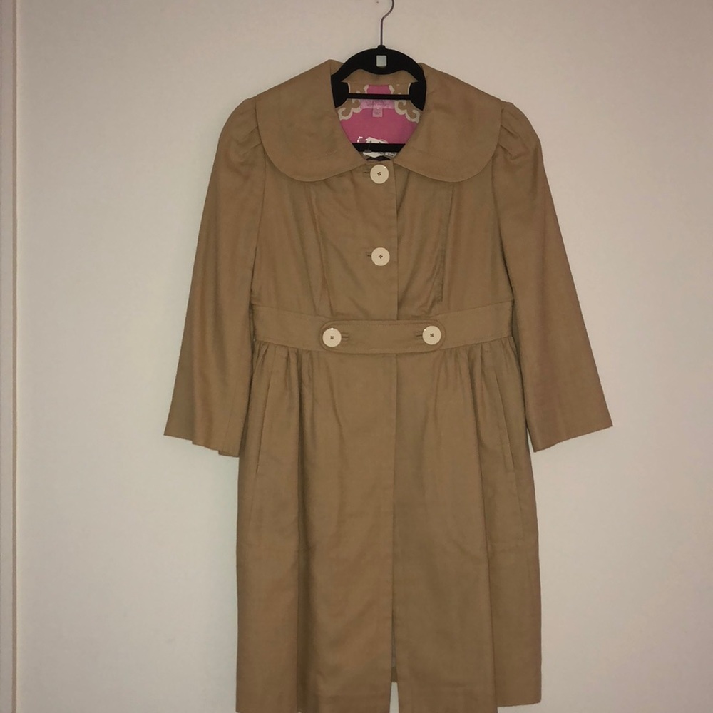 Cute Lilly Pulitzer 3/4 sleeve jacket with buttons